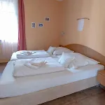 Lejlighed Villa-senta-apartment-2 *